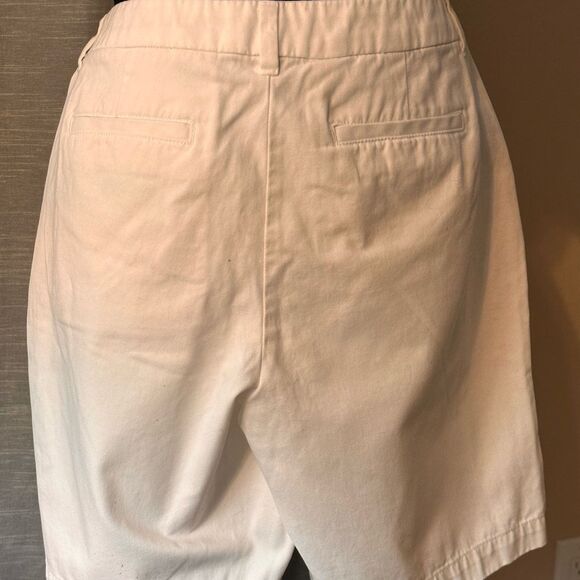 Merona White Bermudas Relaxed - Picture 3 of 4